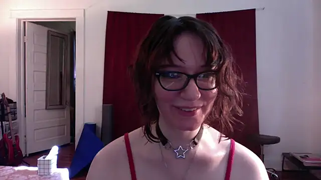 AnnywnBelle online show from May 14, 2026, 10:07 pm