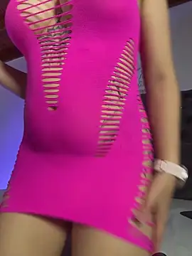 RenataVelasquez online show from May 22, 2026, 3:59 am