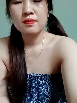 Kee2000 online show from May 20, 2026, 8:00 am