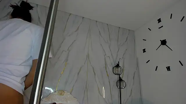 Snapshot of ViolettaNaughty chatting on July 21, 2026, 11:44 am ViolettaNaughty online show from July 21, 2026, 11:44 am