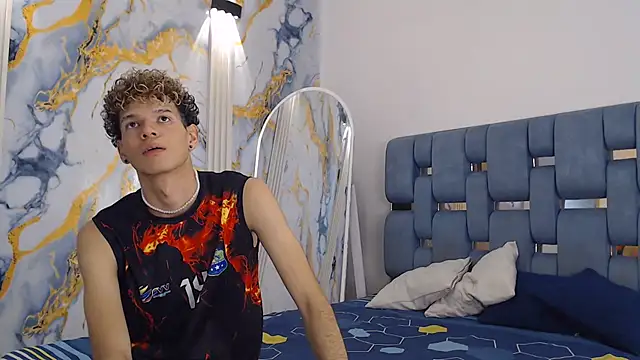 KING BOYS2026 online show from June 5, 2026, 1:54 am