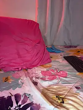 Dulce ass4 online show from July 18, 2026, 1:47 am