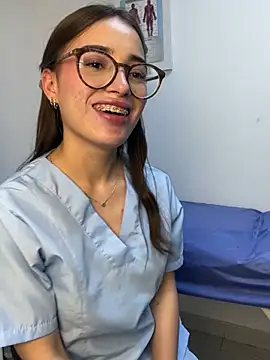 Sweet Milaa1 online show from June 19, 2026, 7:09 pm