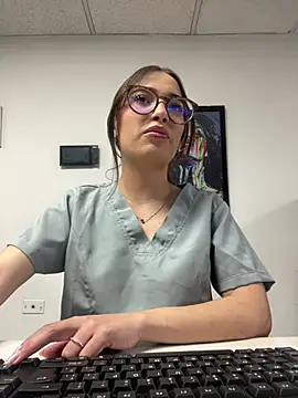 Sweet Milaa1 online show from June 27, 2026, 11:44 pm