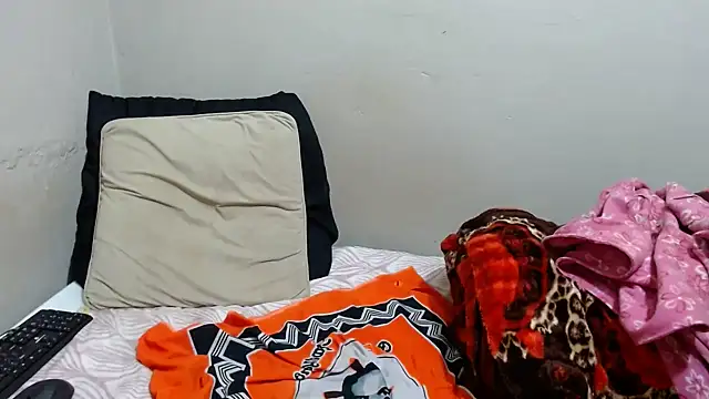 Snapshot of Ebonysweetcougar chatting on June 30, 2026, 8:09 pm Ebonysweetcougar online show from June 30, 2026, 8:09 pm