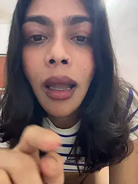 Mayra xx online show from July 24, 2026, 10:06 pm