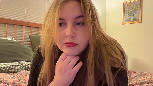 danielladanger online show from May 6, 2026, 12:36 am
