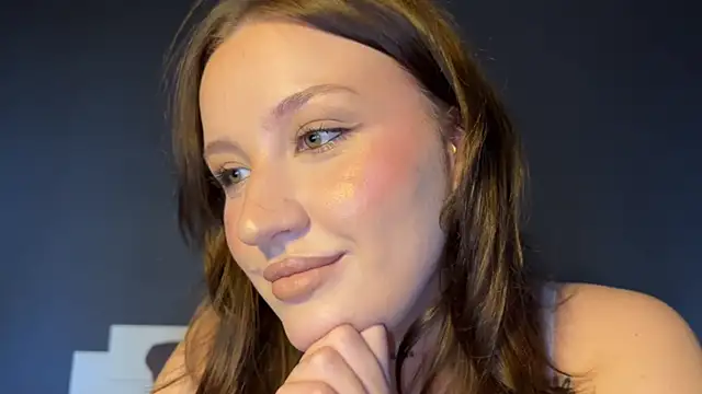 elegant curves online show from June 16, 2026, 4:51 pm