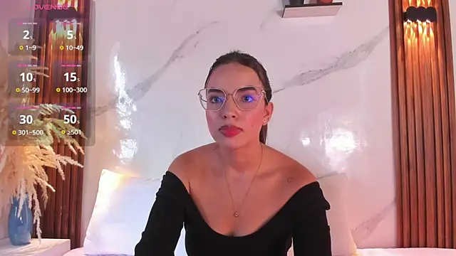 catalina lafer online show from May 8, 2026, 1:26 pm