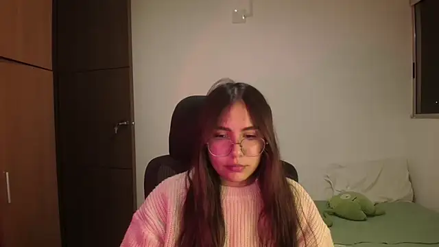 abbyyandmaxx online show from May 25, 2026, 2:33 am