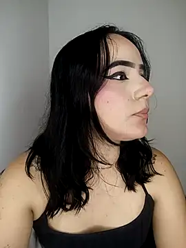lucyparker 28 online show from May 13, 2026, 4:08 am