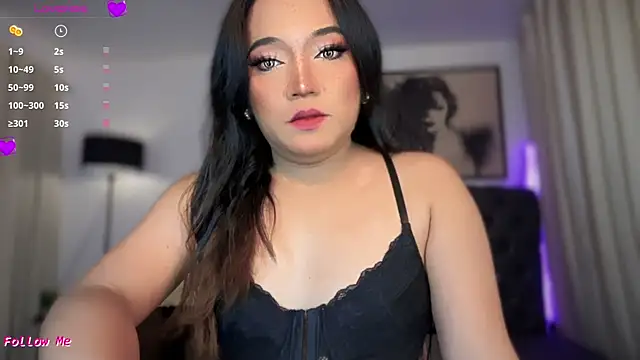 Snapshot of Sensual_Ekang chatting on June 18, 2026, 5:18 pm Sensual Ekang online show from June 18, 2026, 5:18 pm