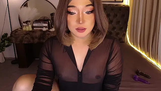 Snapshot of Sensual_Ekang chatting on May 27, 2026, 6:15 pm Sensual Ekang online show from May 27, 2026, 6:15 pm