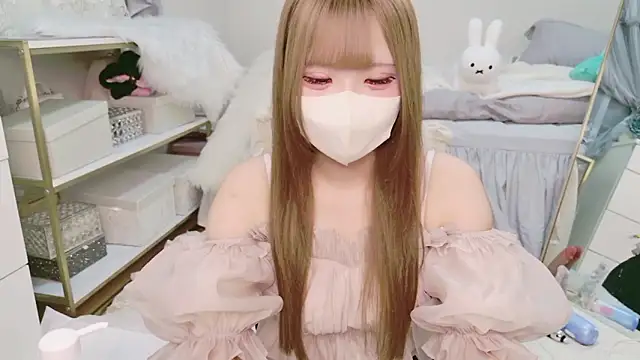 Ichiru chan online show from June 11, 2026, 7:05 am