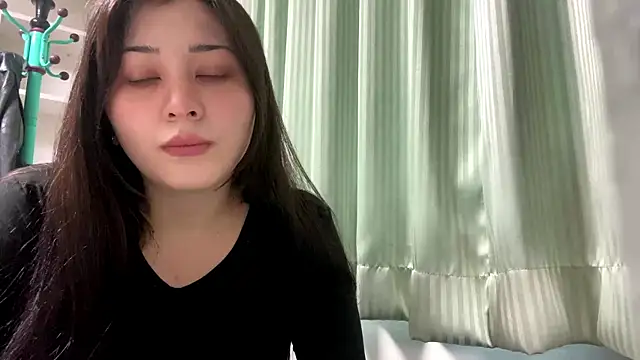 Sonata Asky online show from May 15, 2026, 11:25 pm