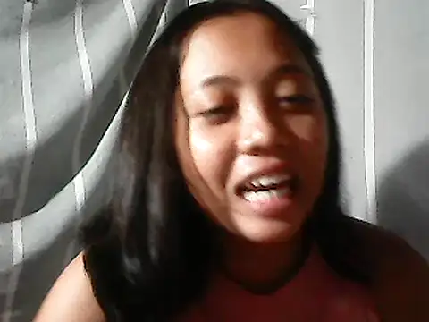 Snapshot of Yours_AsianPinayGirl18 chatting on June 17, 2026, 11:31 am Yours AsianPinayGirl18 online show from June 17, 2026, 11:31 am