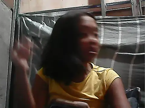 Snapshot of Yours_AsianPinayGirl18 chatting on June 30, 2026, 10:48 am Yours AsianPinayGirl18 online show from June 30, 2026, 10:48 am