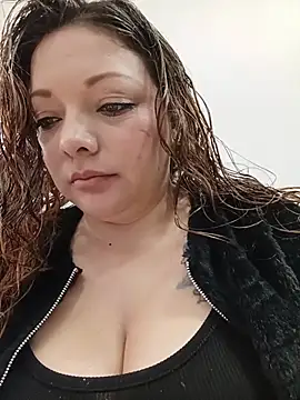 Snapshot of SAMANTHA--02 chatting on May 30, 2026, 1:28 pm SAMANTHA--02 online show from May 30, 2026, 1:28 pm