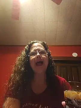 Harleygirl73 online show from June 10, 2026, 2:46 am