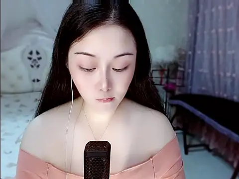 Amy-cnbaby online show from June 23, 2026, 1:36 am