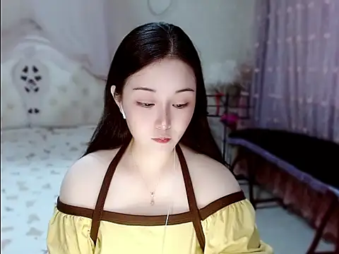 Amy-cnbaby online show from June 24, 2026, 1:26 am