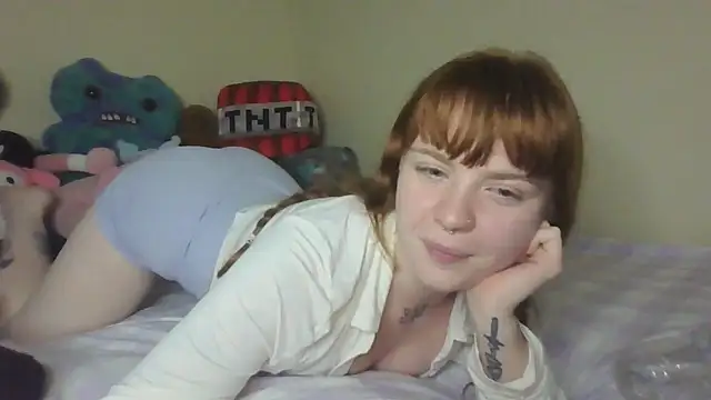 Snapshot of ceeceewraith chatting on June 13, 2026, 2:15 pm ceeceewraith online show from June 13, 2026, 2:15 pm