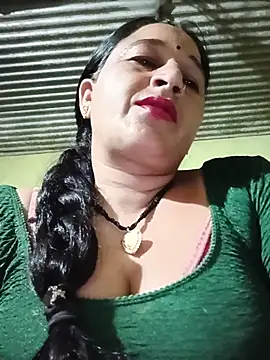 Snapshot of Haliya8 chatting on May 20, 2026, 4:48 pm Haliya8 online show from May 20, 2026, 4:48 pm