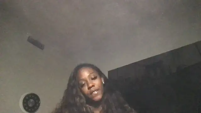 IvyLuxxxe online show from April 30, 2026, 6:09 am