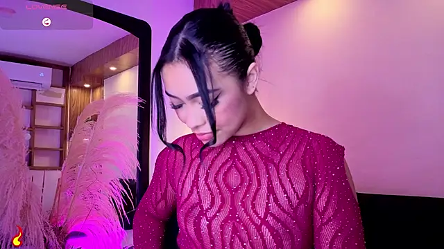 Chloe monroee online show from July 16, 2026, 3:25 am