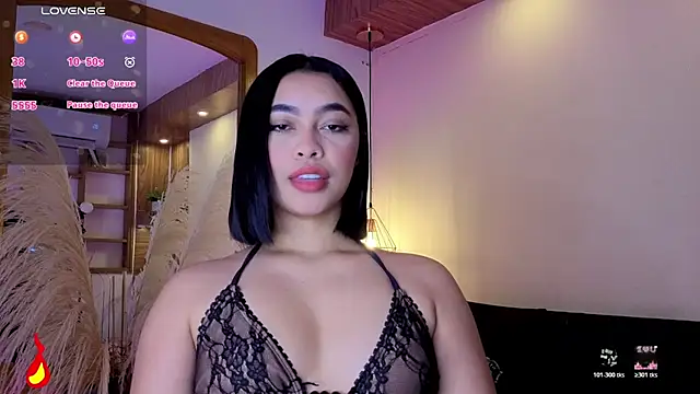 Chloe monroee online show from June 1, 2026, 3:07 am