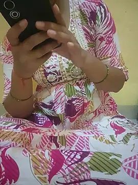 Seema yadav01 online show from May 5, 2026, 4:59 am