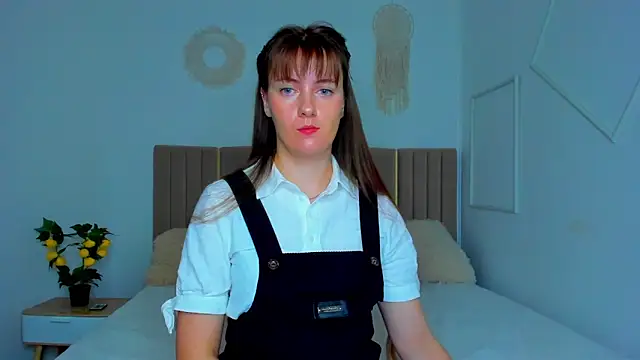 Cutie blushh online show from May 11, 2026, 6:26 am