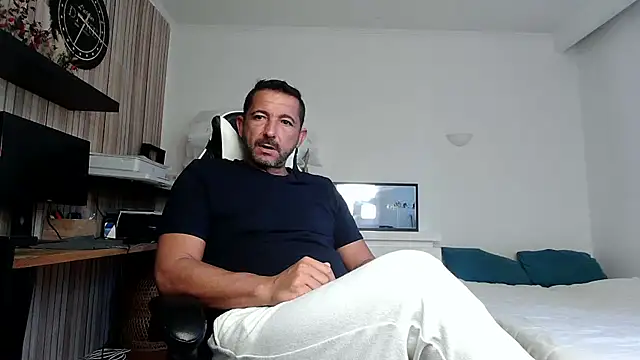 daddy3945 online show from July 28, 2026, 6:21 am