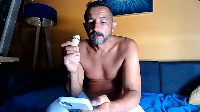 daddy3945 online show from July 7, 2026, 9:46 am
