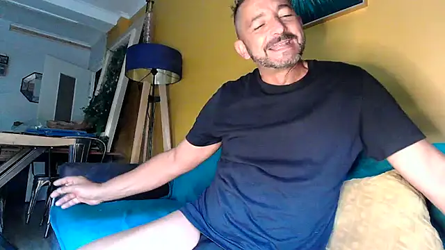 daddy3945 online show from July 3, 2026, 5:36 am