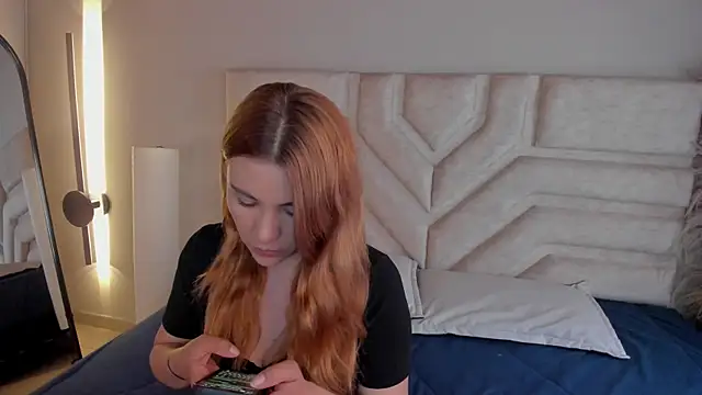 Snapshot of _zoe_3 chatting on July 10, 2026, 12:49 pm zoe 3 online show from July 10, 2026, 12:49 pm