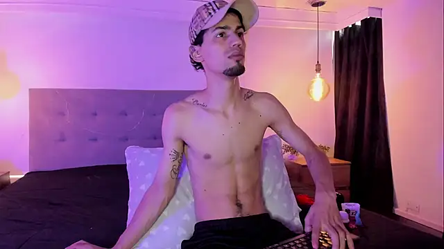 MichaelEvanss  online show from May 24, 2026, 12:38 pm
