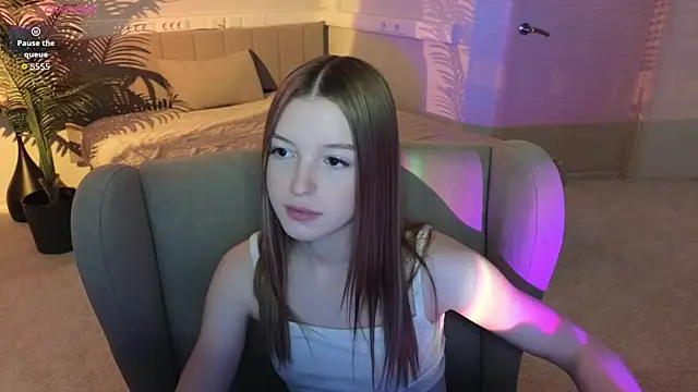 Eva Th0mpson online show from July 29, 2026, 2:33 am
