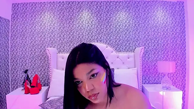 TianaGloww online show from July 7, 2026, 5:16 pm