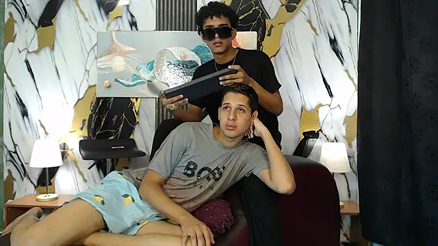 Snapshot of GOLDEN_2026 chatting on May 12, 2026, 7:20 pm GOLDEN 2026 online show from May 12, 2026, 7:20 pm