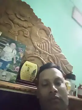 pussysandwitchboy online show from June 15, 2026, 3:29 am
