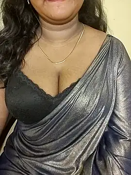 Sravani cutee  online show from June 1, 2026, 6:29 pm