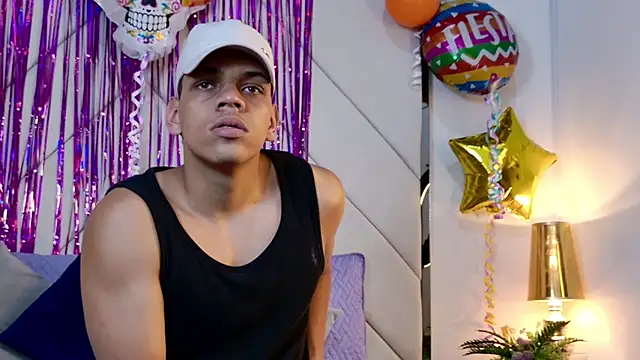 Alex OrionJS online show from May 6, 2026, 1:42 am