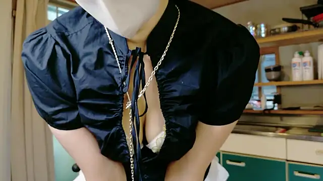 Naomi 00122 online show from June 24, 2026, 10:07 pm