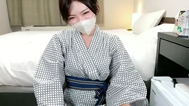 Naomi 00122 online show from July 6, 2026, 11:06 am