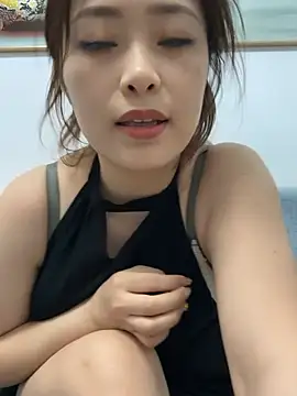 Snapshot of xinyue-888 chatting on July 21, 2026, 1:12 pm xinyue-888 online show from July 21, 2026, 1:12 pm
