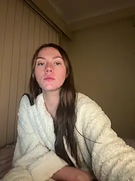 Snapshot of daisycollins chatting on May 25, 2026, 11:09 am daisycollins online show from May 25, 2026, 11:09 am
