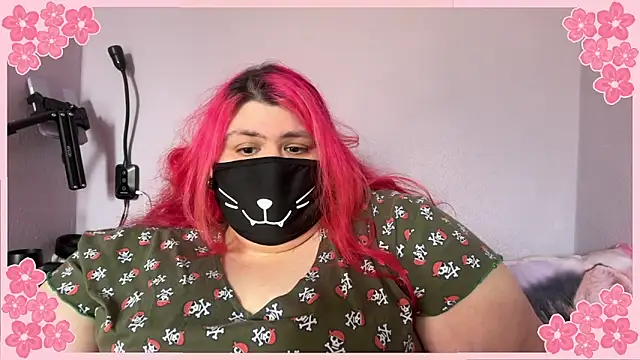 Snapshot of Lady_KitsuneBIG chatting on May 9, 2026, 12:19 pm Lady KitsuneBIG online show from May 9, 2026, 12:19 pm