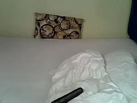 lovvelyheers online show from June 2, 2026, 8:09 pm