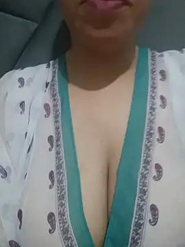 spicydalou3a online show from July 14, 2026, 5:01 am